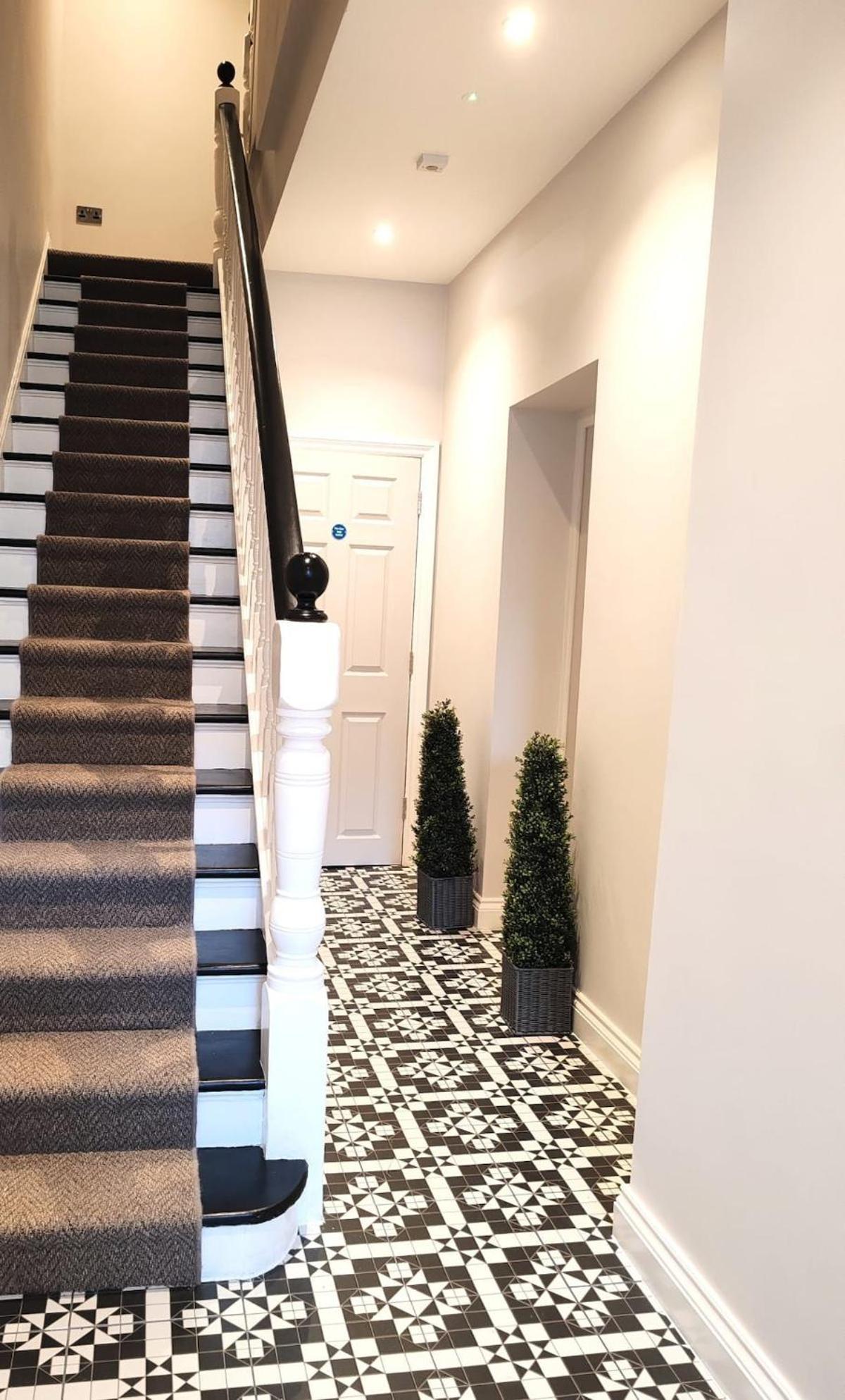 Stunning Modern Apartment Sleeps 4 - 6 Min Walk From Golden Beaches-Free Parking بورنماوث المظهر الخارجي الصورة